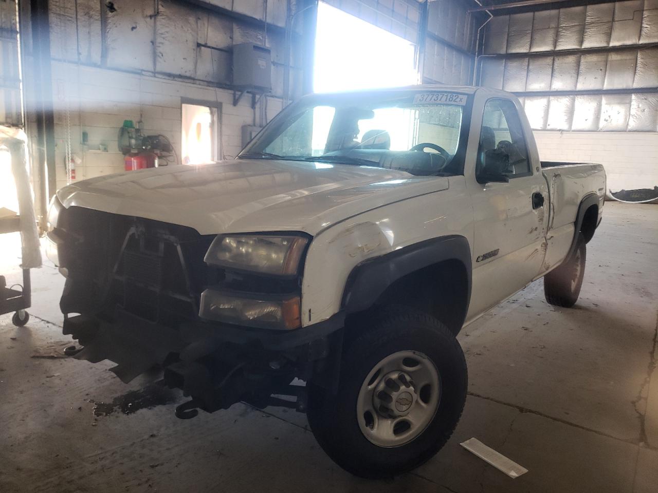 Foto 2 de la subasta – 2004 CHEVROLET SILVERADO con VIN 1GCHC24U44E285426