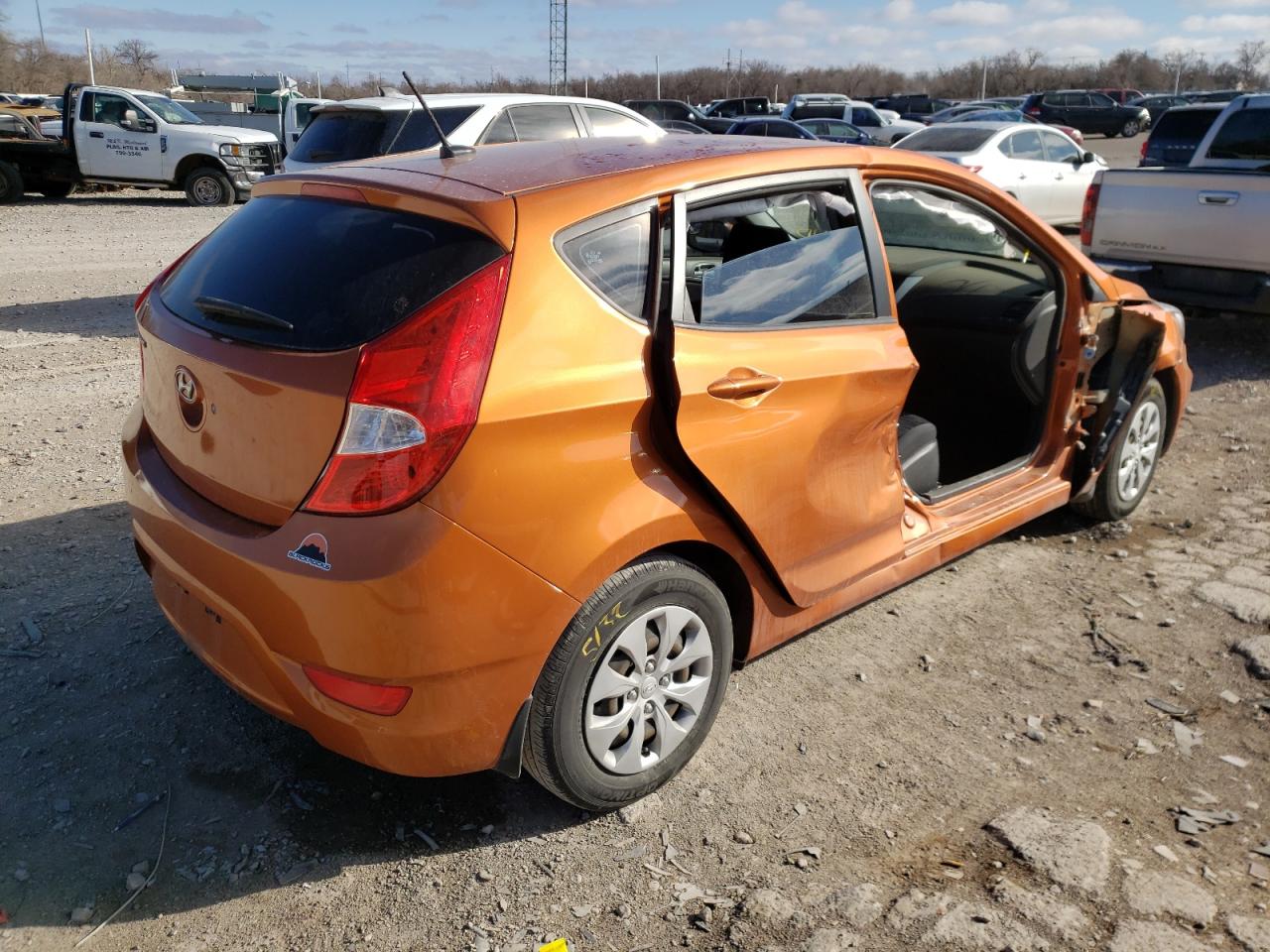 Photo 4 from auction – 2016 HYUNDAI ACCENT SE with VIN KMHCT5AE7GU295933