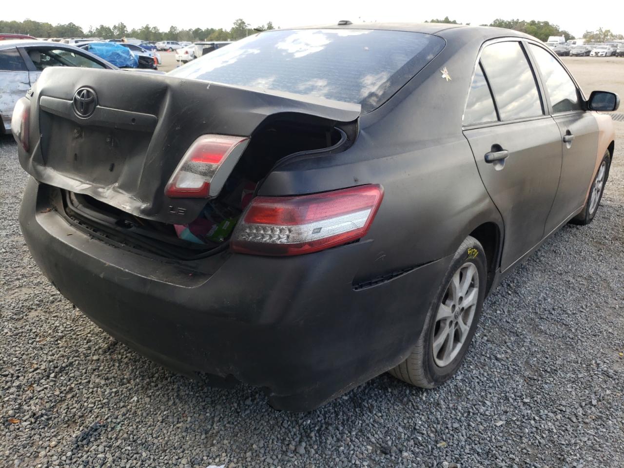 Photo 4 from auction – 2011 TOYOTA CAMRY BASE with VIN 4T1BF3EK5BU133525