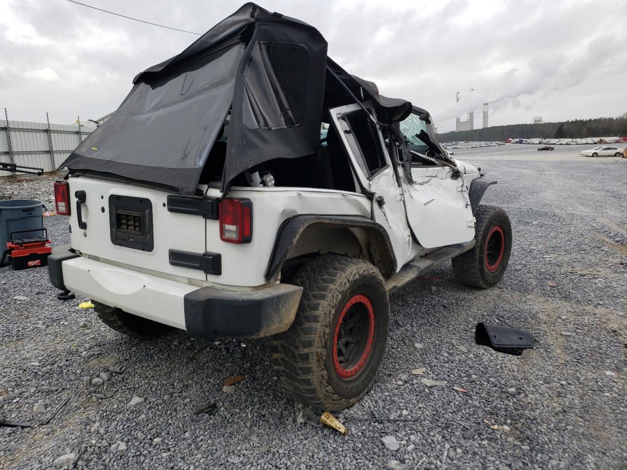 Foto 4 de la subasta – 2016 JEEP WRANGLER U con VIN 1C4BJWEG7GL182433