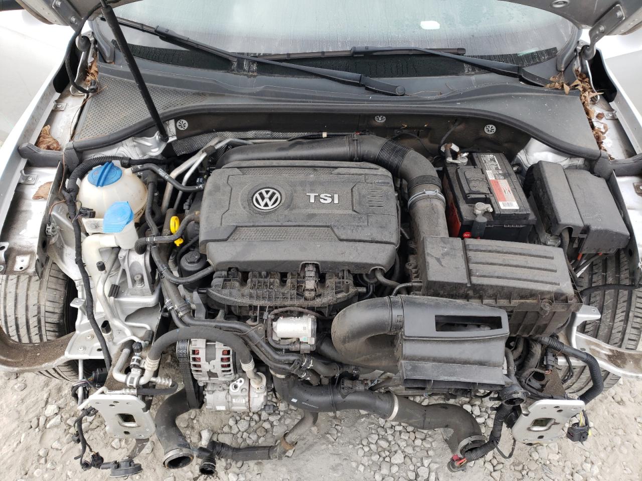 Photo 7 from auction – 2014 VOLKSWAGEN PASSAT SE with VIN 1VWBS7A34EC072066