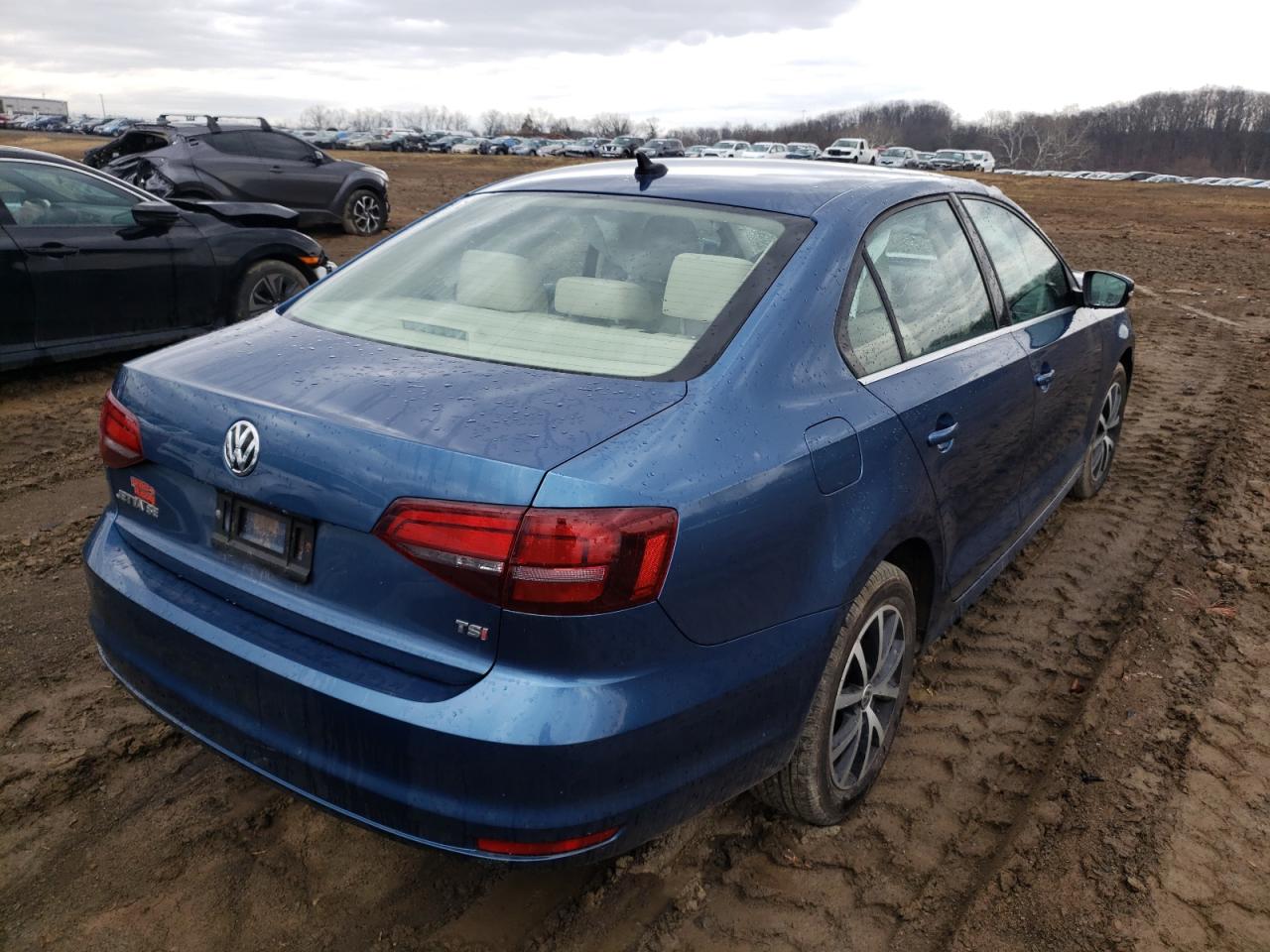 Photo 4 from auction – 2017 VOLKSWAGEN JETTA SE with VIN 3VWDB7AJXHM202359