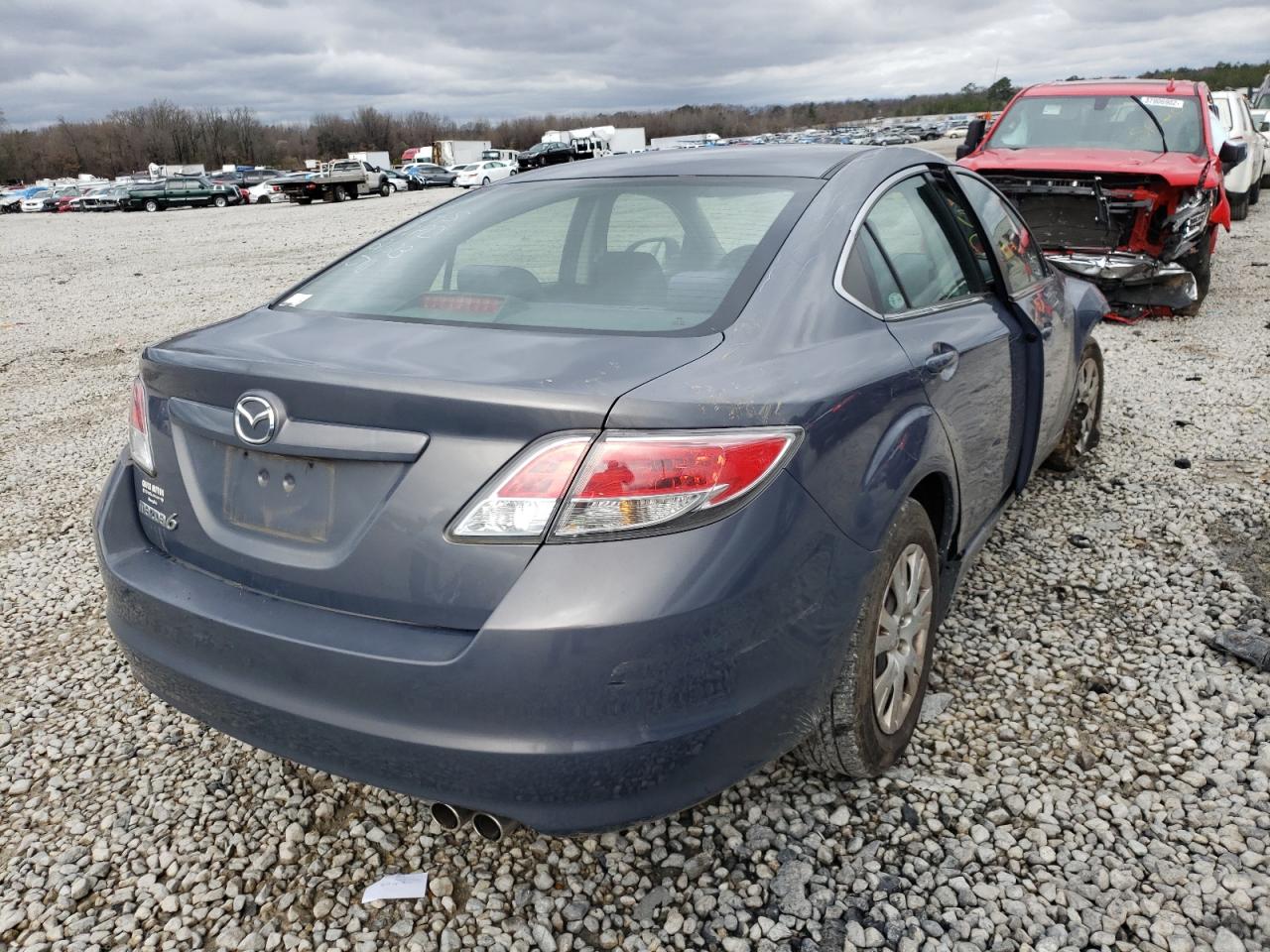 Photo 4 from auction – 2011 MAZDA 6 I with VIN 1YVHZ8BH2B5M01835