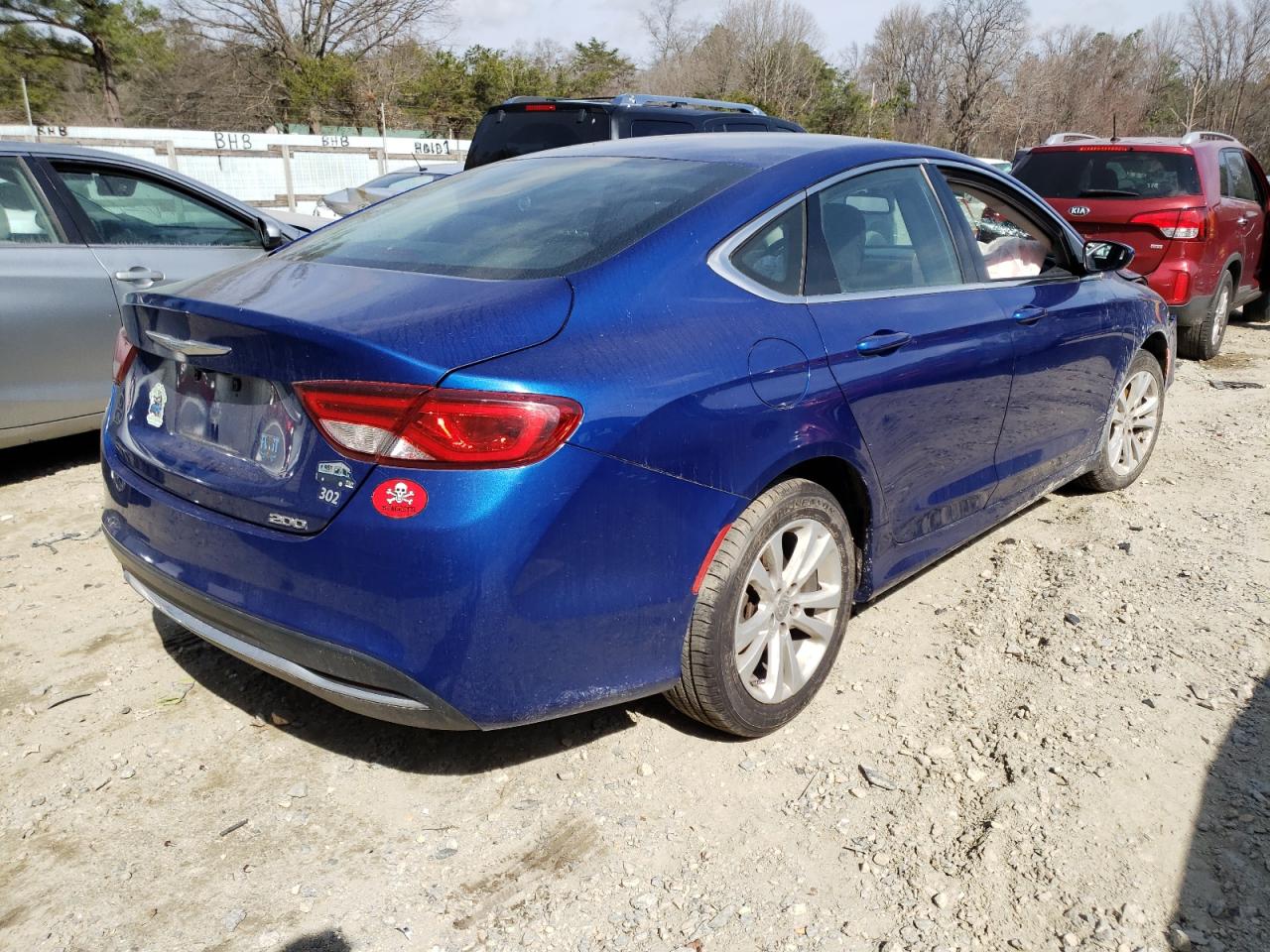 Photo 4 from auction – 2015 CHRYSLER 200 LIMITE with VIN 1C3CCCABXFN547931