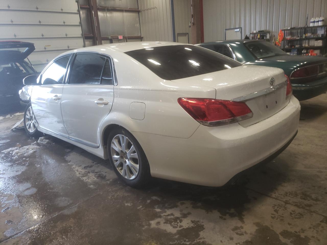 Photo 3 from auction – 2012 TOYOTA AVALON BAS with VIN 4T1BK3DB8CU453632