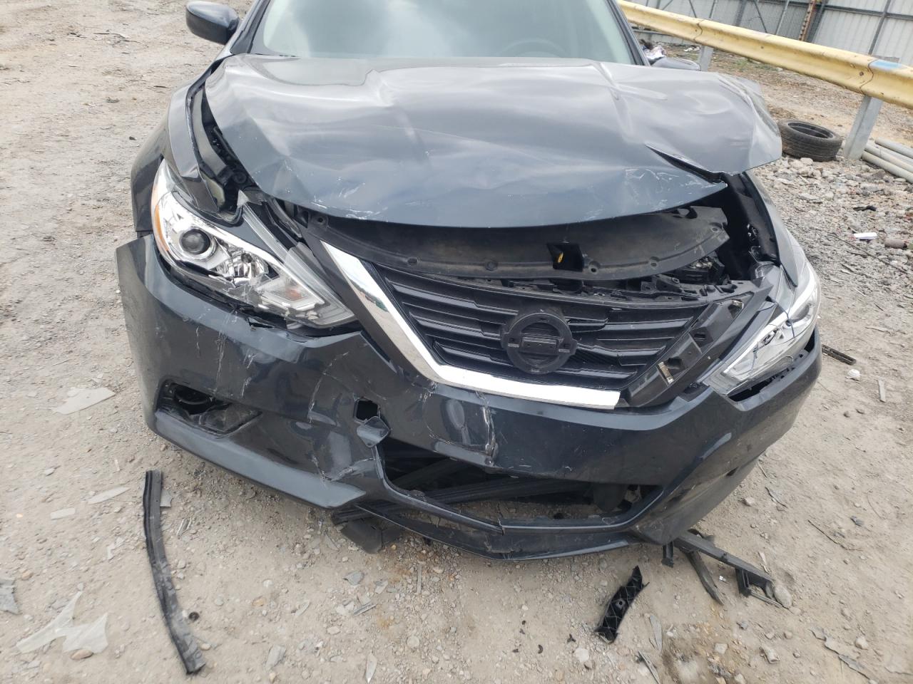 Photo 9 from auction – 2017 NISSAN ALTIMA 2.5 with VIN 1N4AL3AP2HN365311