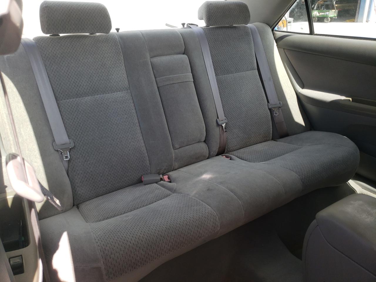 Photo 6 from auction – 2002 TOYOTA CAMRY LE with VIN 4T1BE32KX2U549626