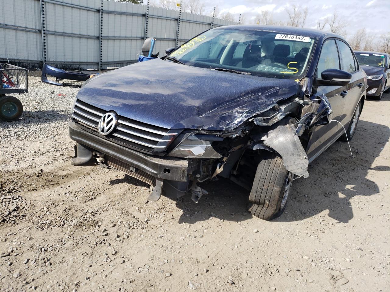Photo 9 from auction – 2014 VOLKSWAGEN PASSAT with VIN 1VWAP7A38EC003085