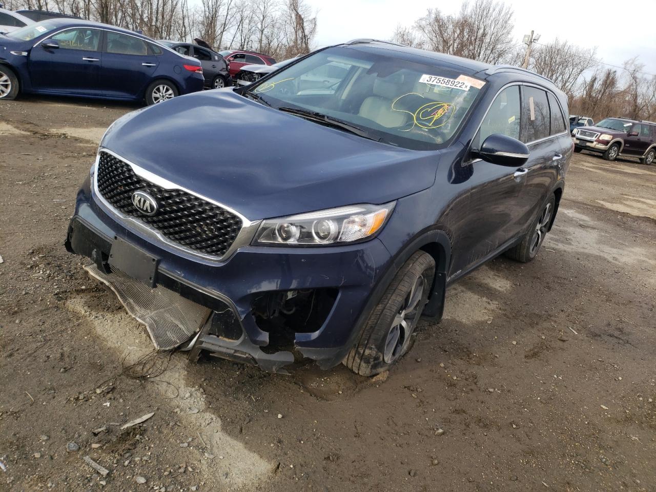 Photo 2 from auction – 2017 KIA SORENTO EX with VIN 5XYPHDA58HG229895