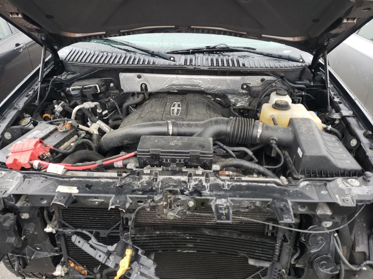 Photo 7 from auction – 2015 LINCOLN NAVIGATOR with VIN 5LMJJ2JT3FEJ05206