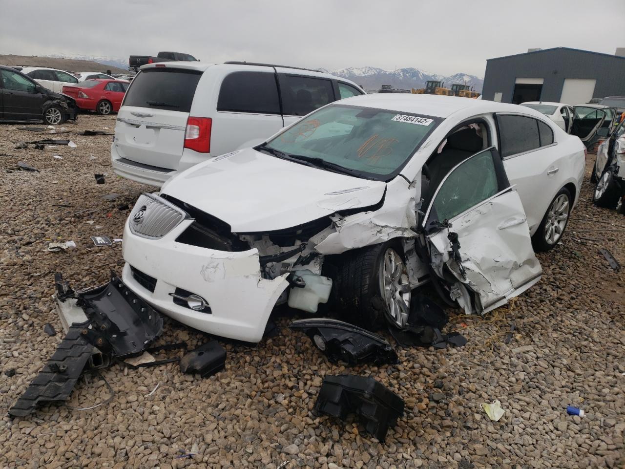 Photo 2 from auction – 2012 BUICK LACROSSE P with VIN 1G4GF5E31CF203991