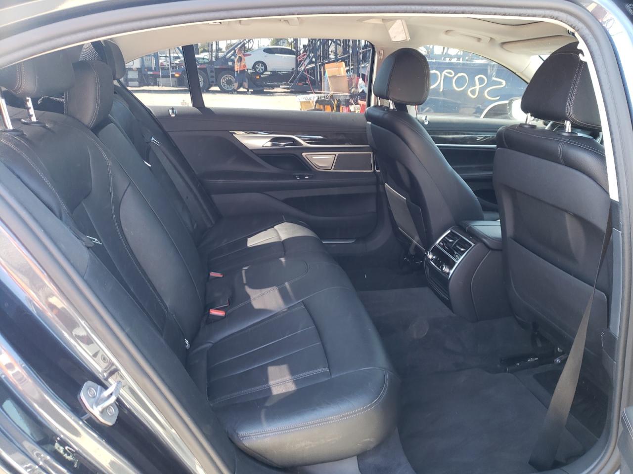 Photo 6 from auction – 2016 BMW 740 I with VIN WBA7E2C50GG547920