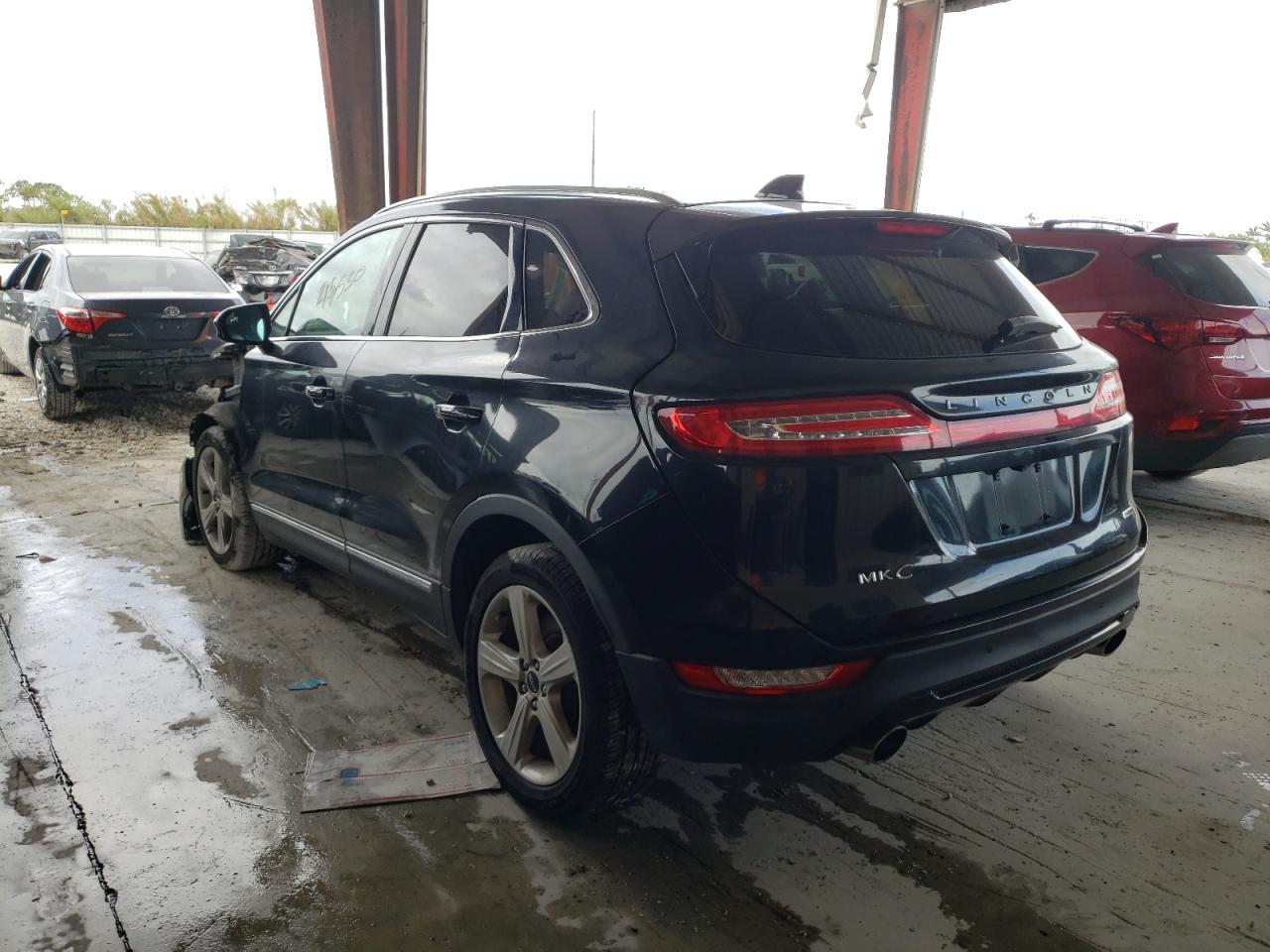 Photo 3 from auction – 2015 LINCOLN MKC with VIN 5LMCJ1A95FUJ31769