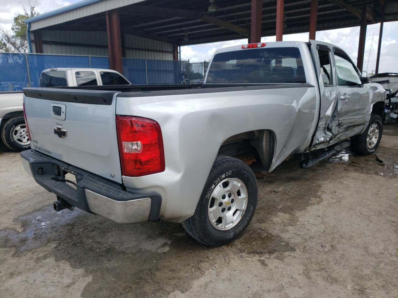 Photo 4 from auction – 2012 CHEVROLET SILVERADO with VIN 1GCRCSE00CZ201366