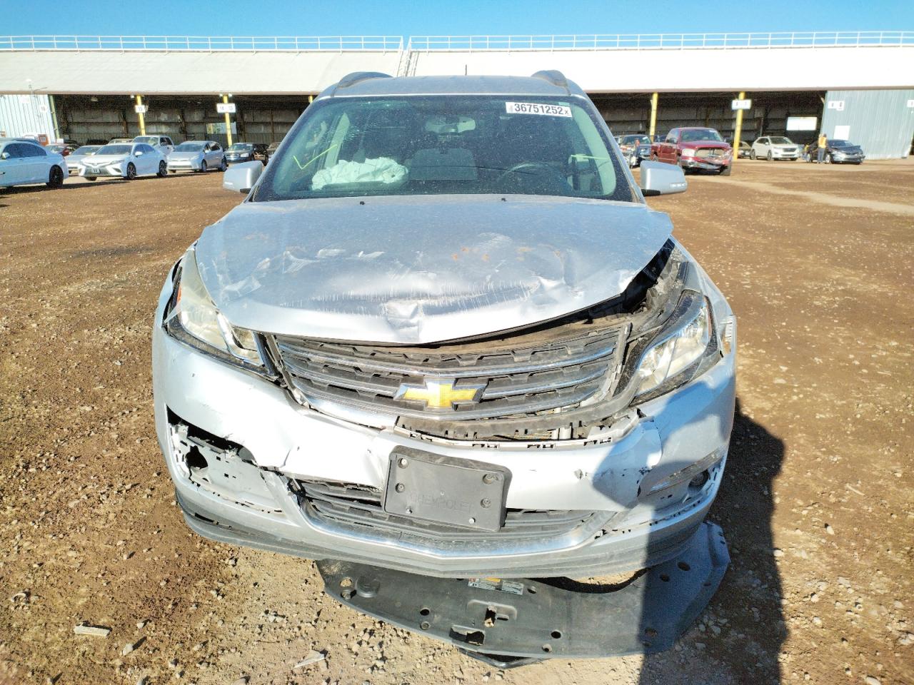 Photo 9 from auction – 2015 CHEVROLET TRAVERSE L with VIN 1GNKRGKD5FJ160179