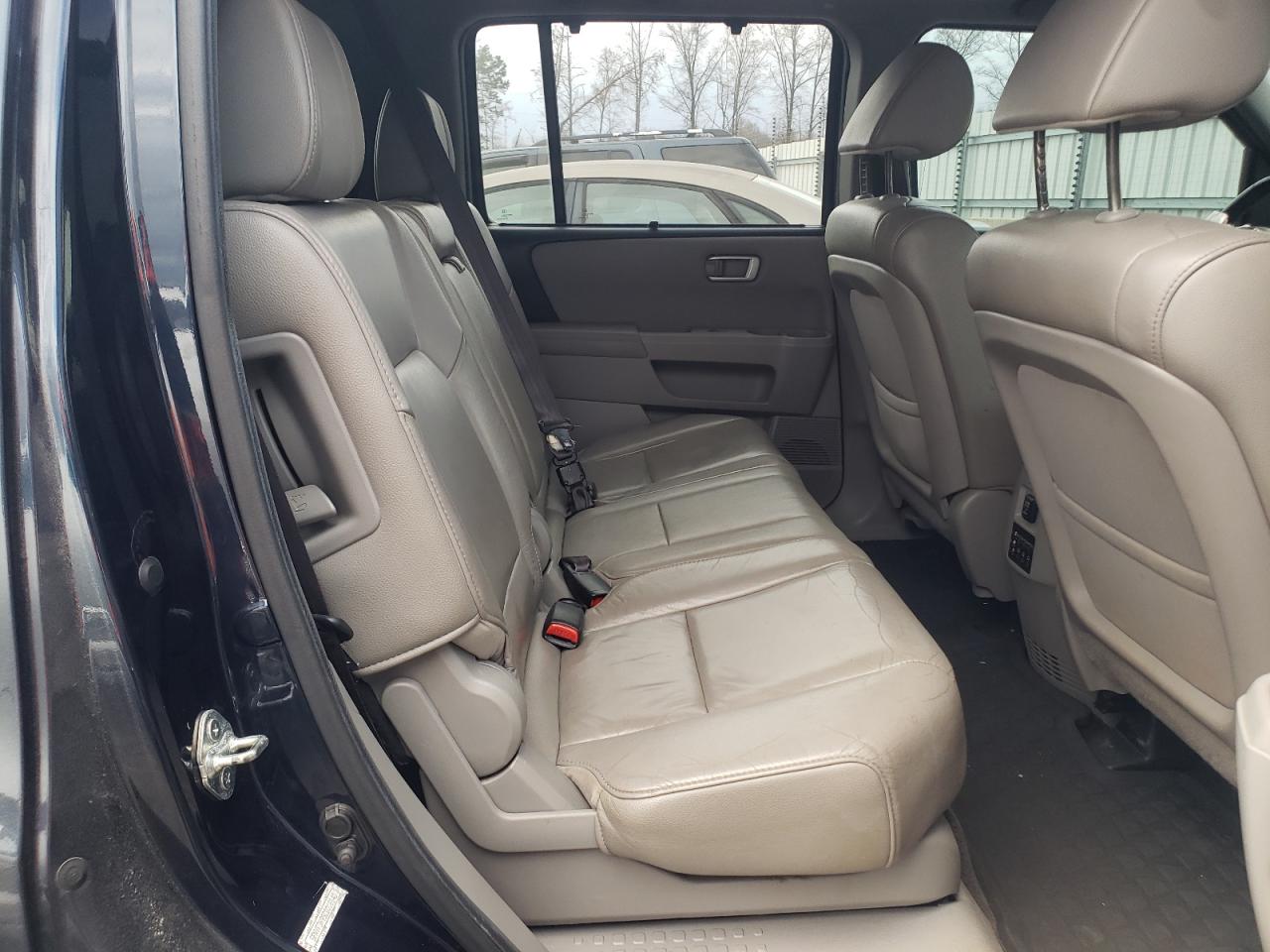 Photo 6 from auction – 2012 HONDA PILOT TOUR with VIN 5FNYF3H95CB018540