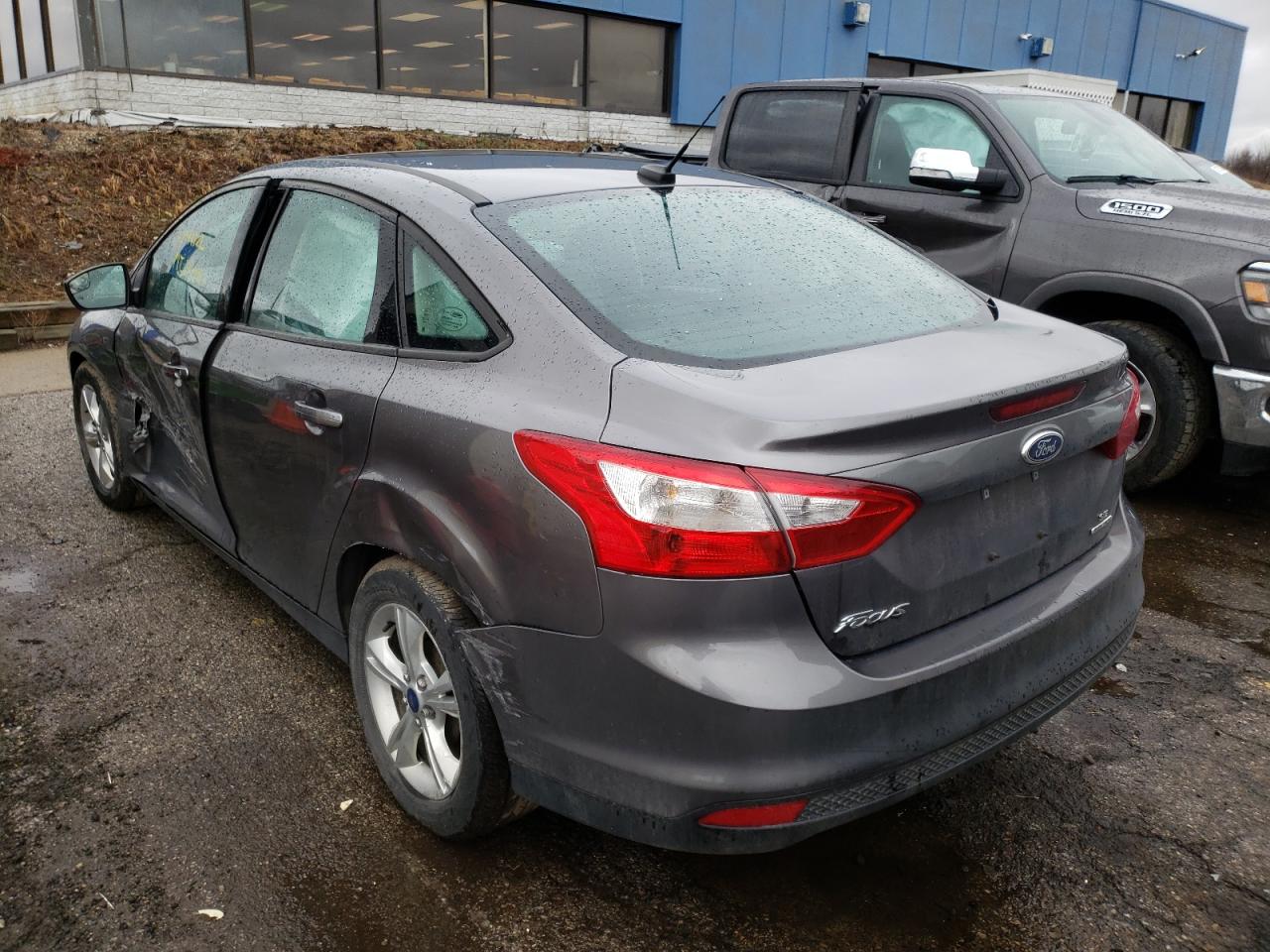 Photo 3 from auction – 2014 FORD FOCUS SE with VIN 1FADP3F20EL137152