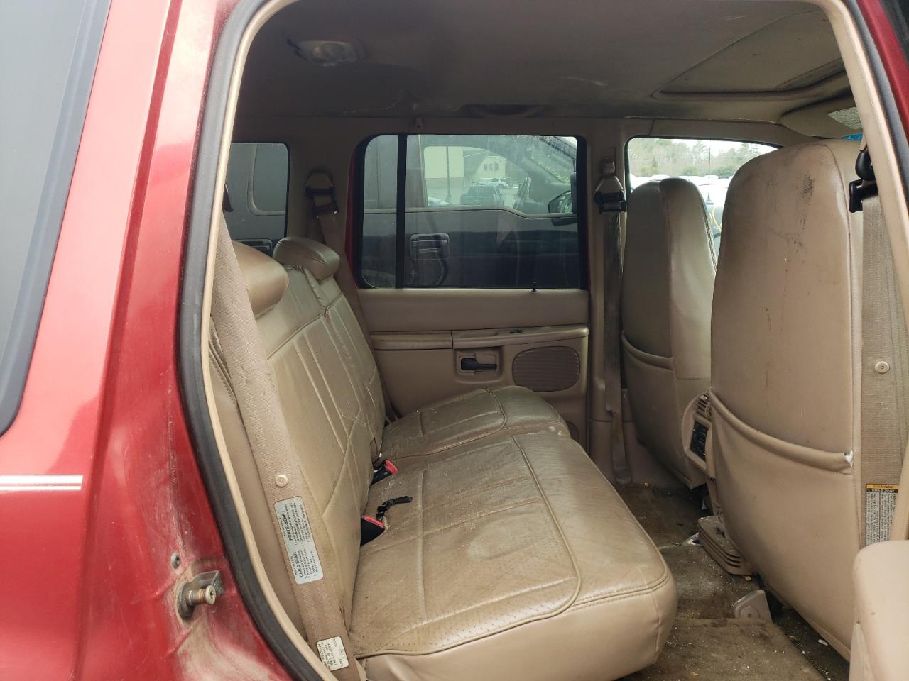 Photo 6 from auction – 1998 FORD EXPLORER with VIN 1FMZU34E9WZC29196
