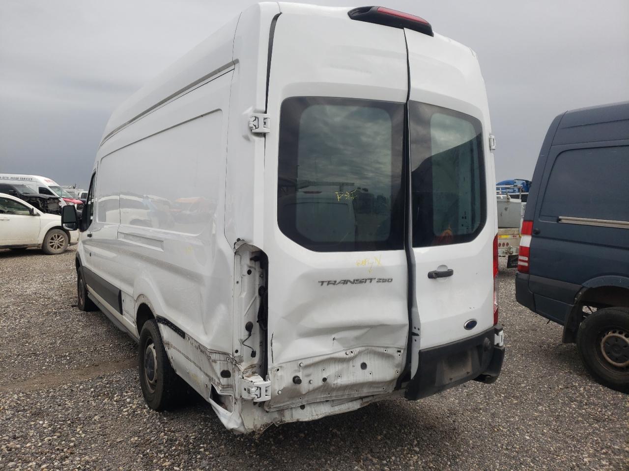 Photo 9 from auction – 2019 FORD TRANSIT T- with VIN 1FTYR3XM9KKB11818
