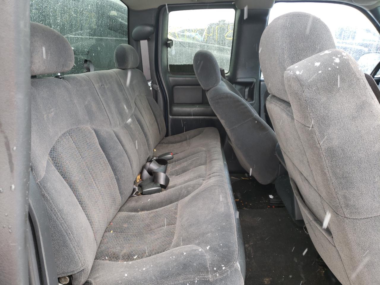Photo 6 from auction – 2002 CHEVROLET SILVERADO with VIN 2GCEK19T421232028