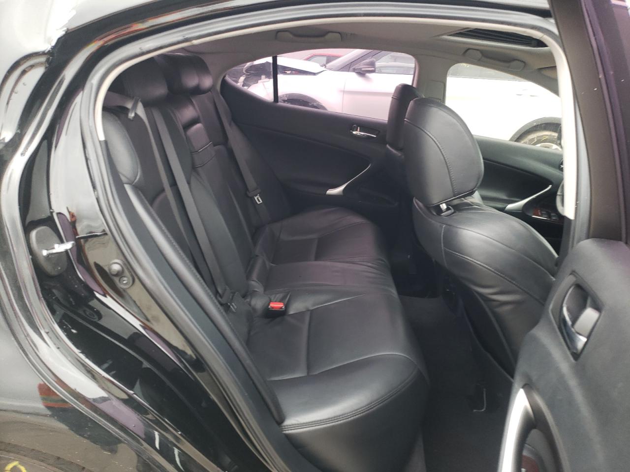 Photo 6 from auction – 2007 LEXUS IS 250 with VIN JTHCK262175014707