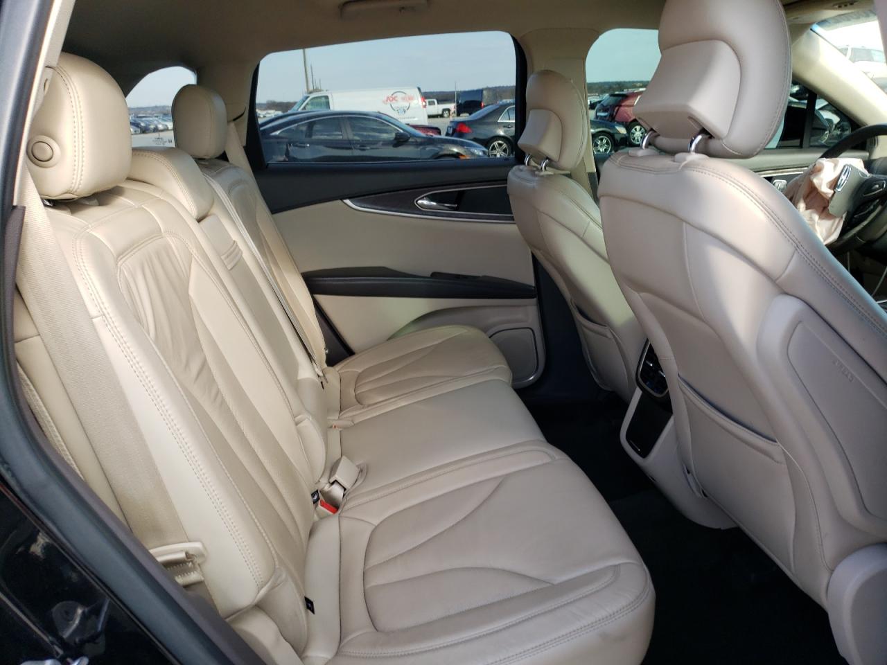 Photo 6 from auction – 2016 LINCOLN MKX SELECT with VIN 2LMTJ6KR8GBL84594