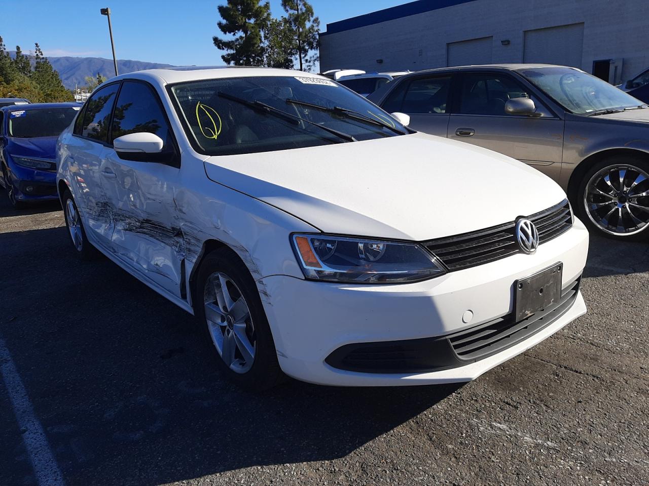 VOLKSWAGEN JETTA TDI 2011 with VIN 3VWLL7AJ6BM023574 - Photo from auction