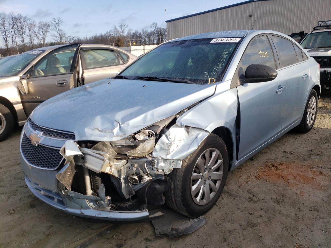 Photo 2 from auction – 2011 CHEVROLET CRUZE LS with VIN 1G1PC5SH4B7156731