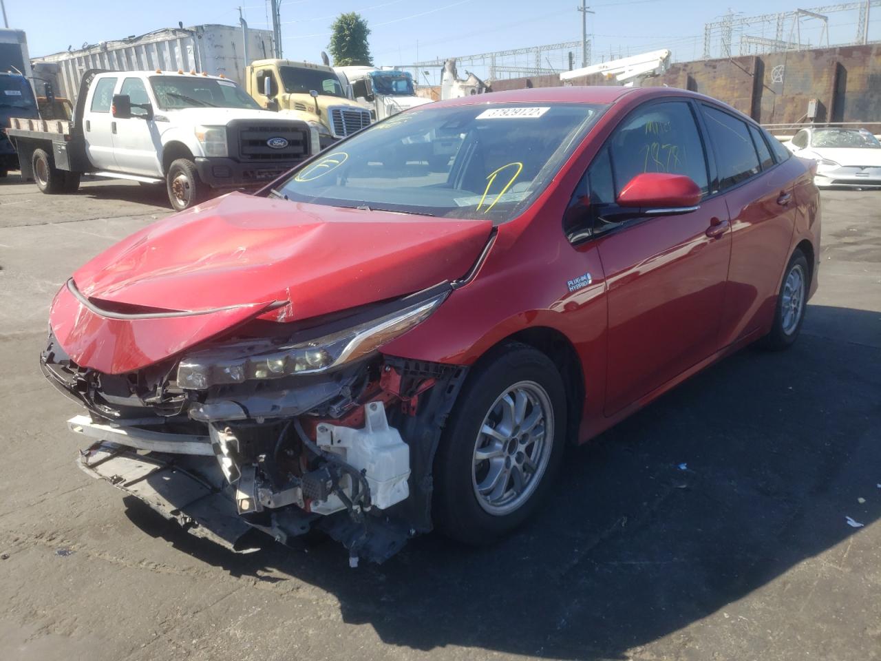 Photo 2 from auction – 2017 TOYOTA PRIUS PRIM with VIN JTDKARFP2H3000574