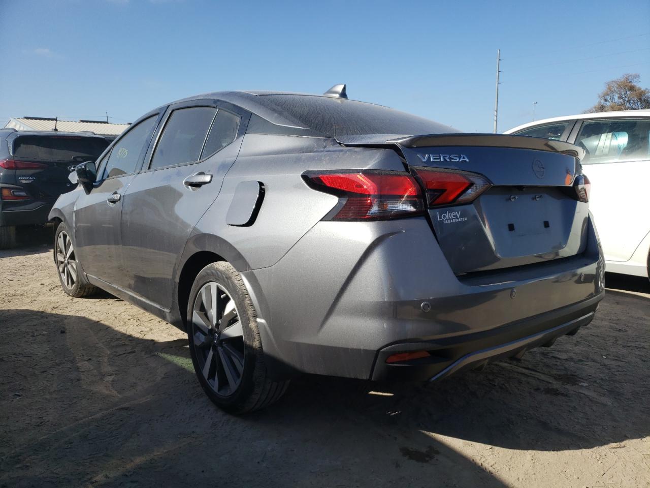 Photo 3 from auction – 2020 NISSAN VERSA SR with VIN 3N1CN8FV2LL903258