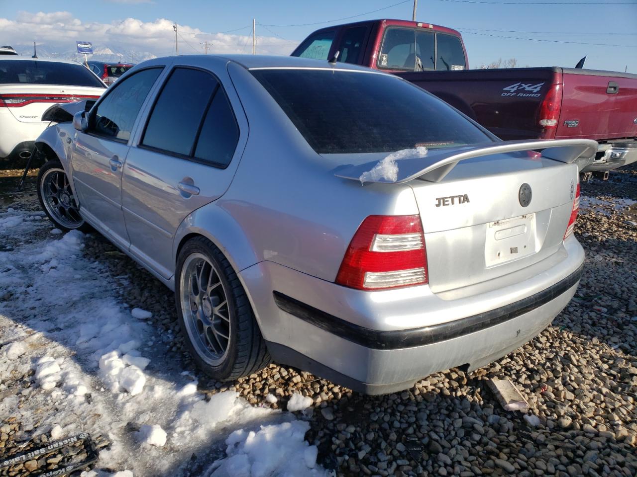 Photo 3 from auction – 2002 VOLKSWAGEN JETTA GLX with VIN 3VWTH69M92M115871