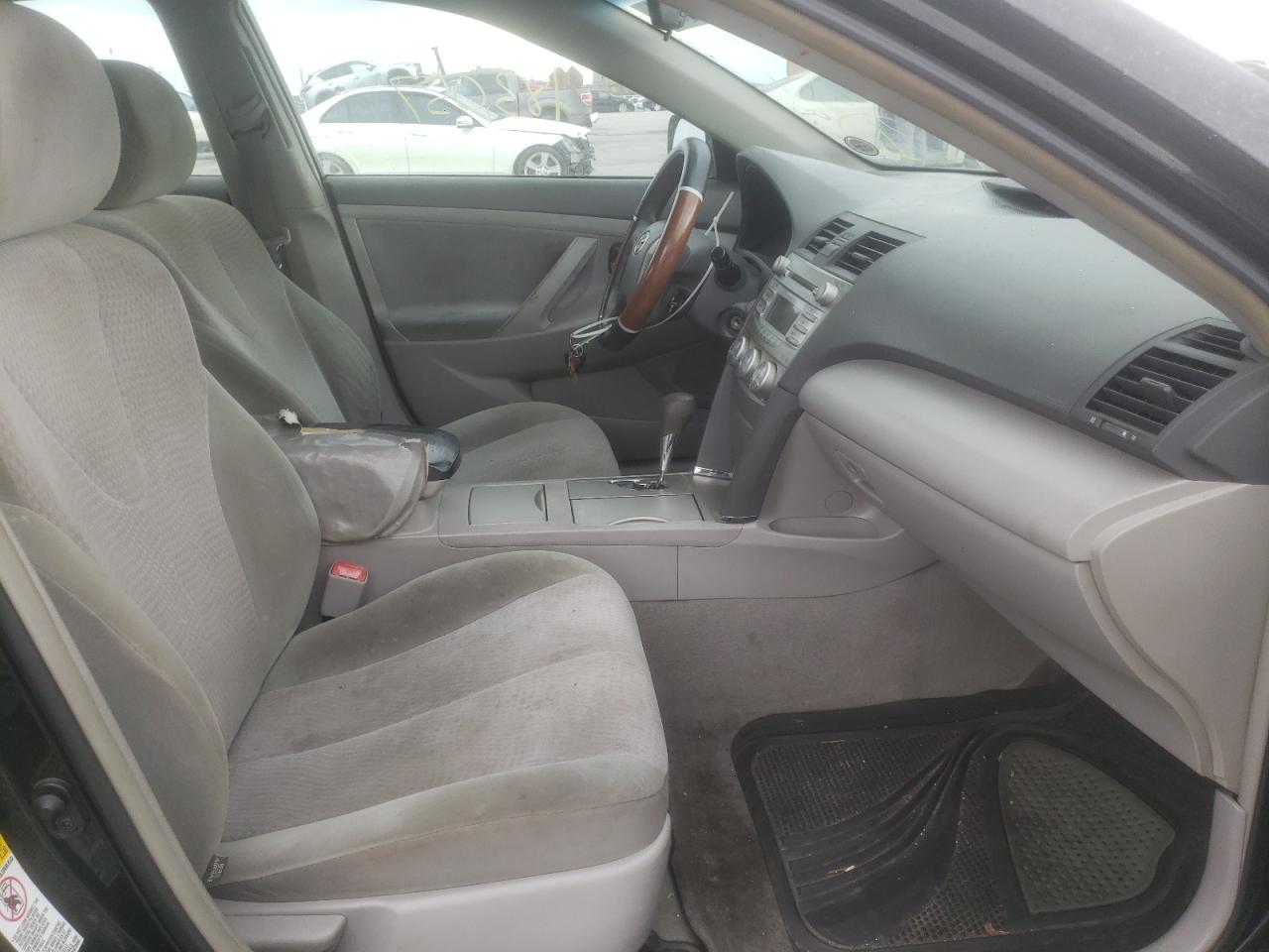 Photo 5 from auction – 2011 TOYOTA CAMRY BASE with VIN 4T4BF3EK8BR163656