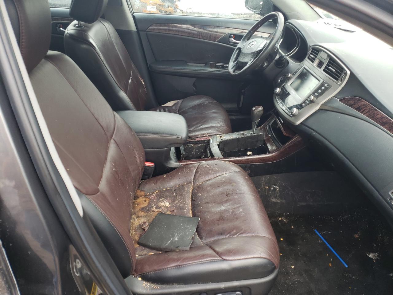Photo 5 from auction – 2011 TOYOTA AVALON BAS with VIN 4T1BK3DB3BU427440