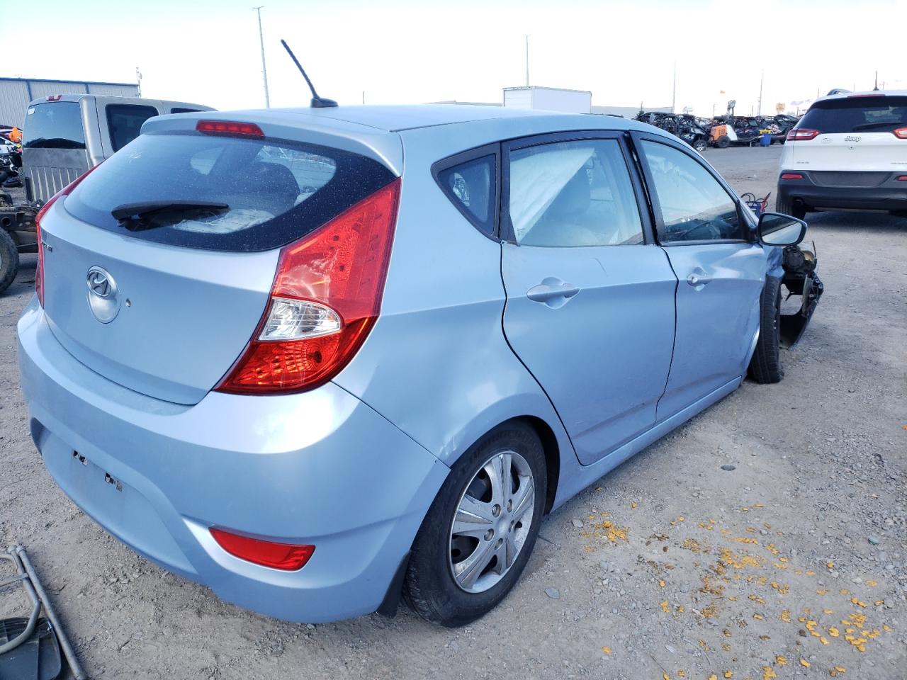Photo 4 from auction – 2013 HYUNDAI ACCENT GLS with VIN KMHCT5AE7DU082248
