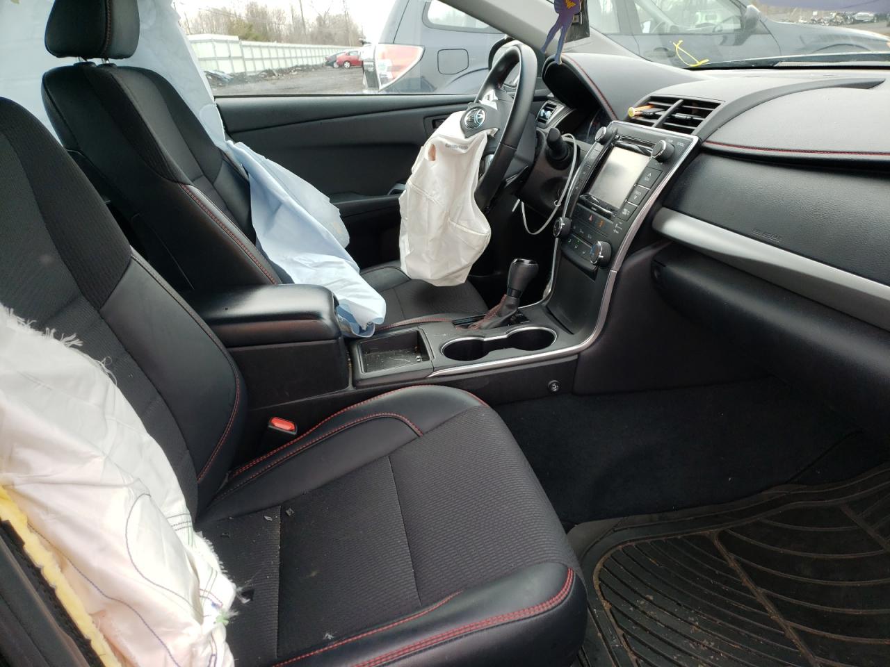 Photo 5 from auction – 2017 TOYOTA CAMRY LE with VIN 4T1BF1FK5HU383388