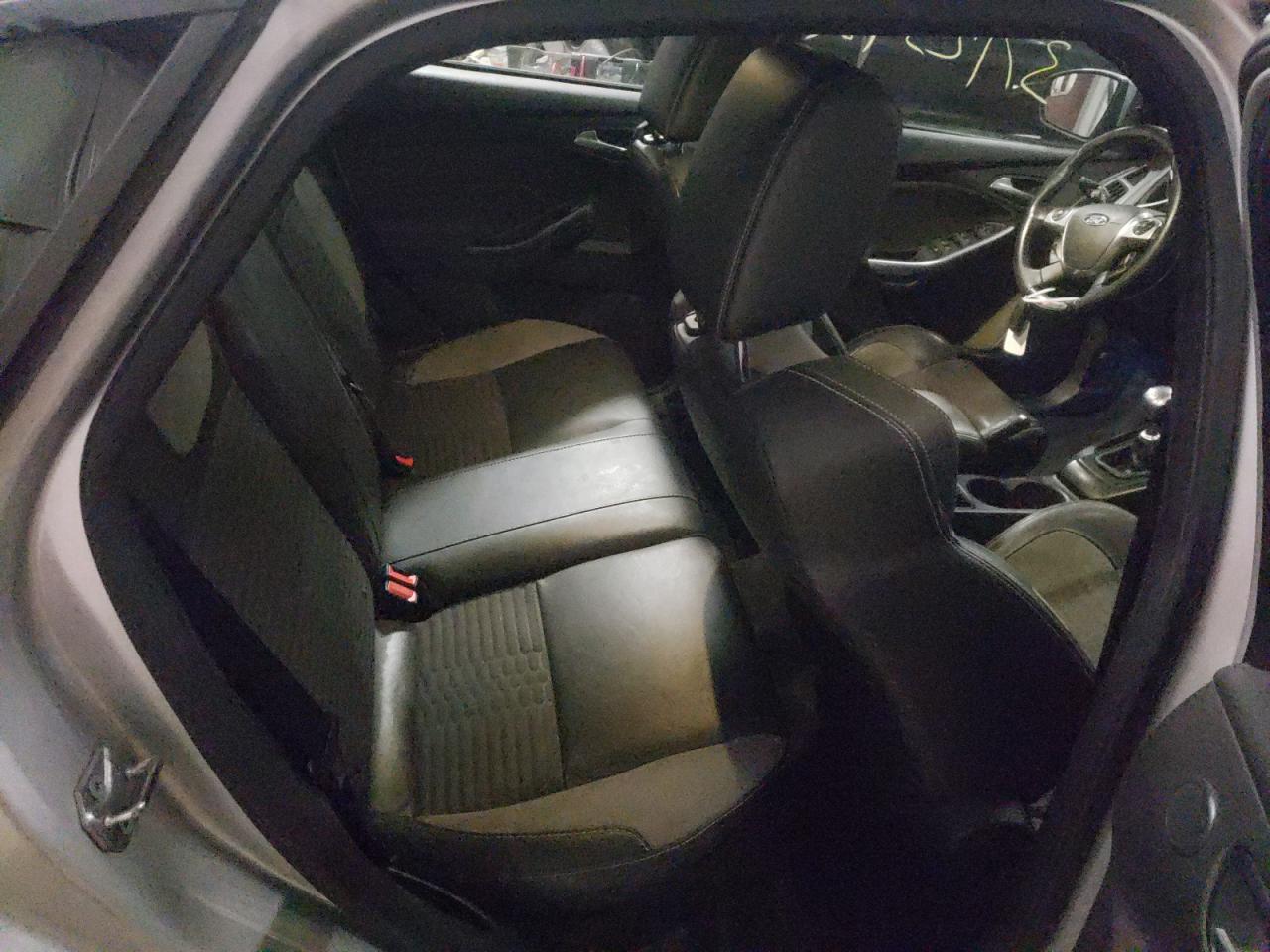 Photo 6 from auction – 2013 FORD FOCUS ST with VIN 1FADP3L93DL126419