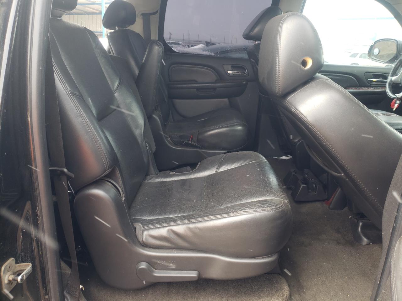 Photo 6 from auction – 2007 CADILLAC ESCALADE E with VIN 1GYFK66847R380495