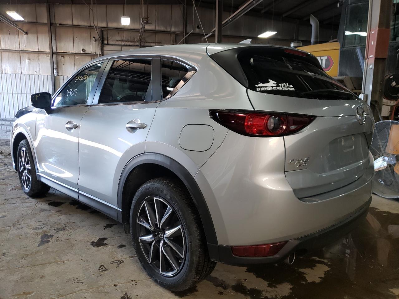 Photo 3 from auction – 2018 MAZDA CX-5 TOURI with VIN JM3KFBCM5J0448664