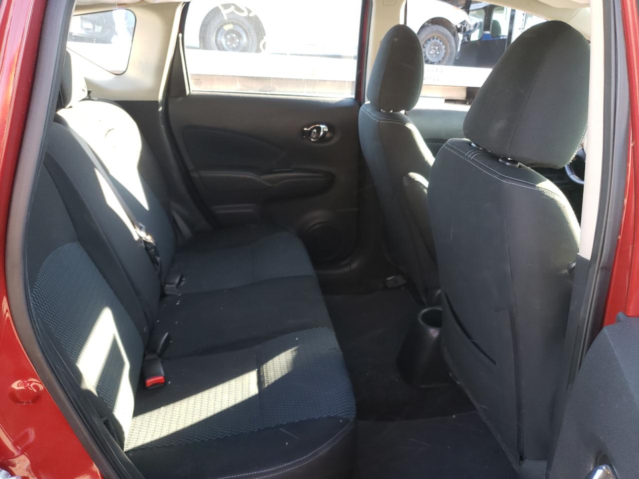 Photo 6 from auction – 2018 NISSAN VERSA NOTE with VIN 3N1CE2CP6JL365082