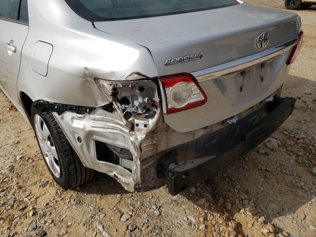 Photo 9 from auction – 2013 TOYOTA COROLLA BA with VIN 5YFBU4EE7DP121791