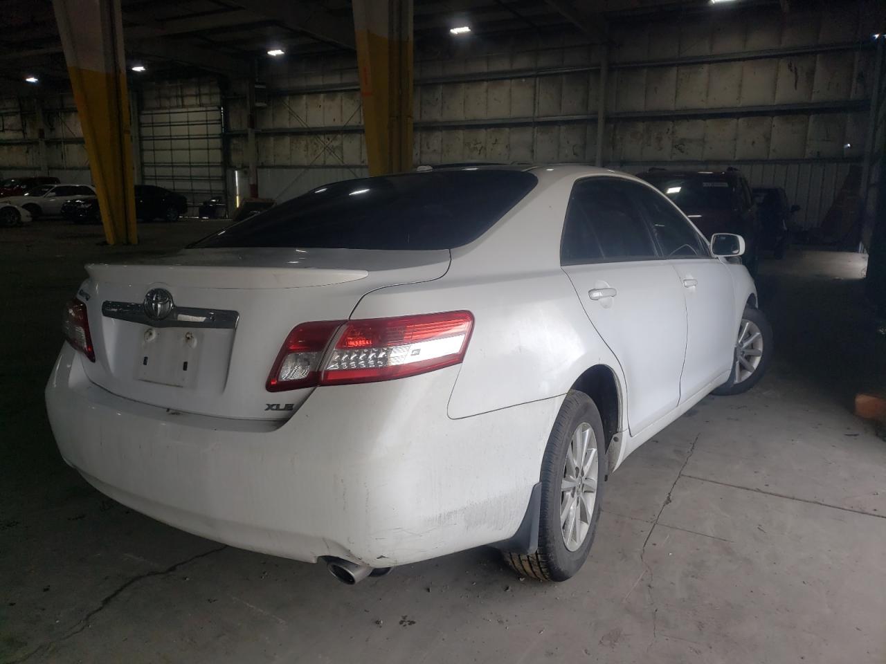 Photo 4 from auction – 2011 TOYOTA CAMRY BASE with VIN 4T1BF3EK5BU592585
