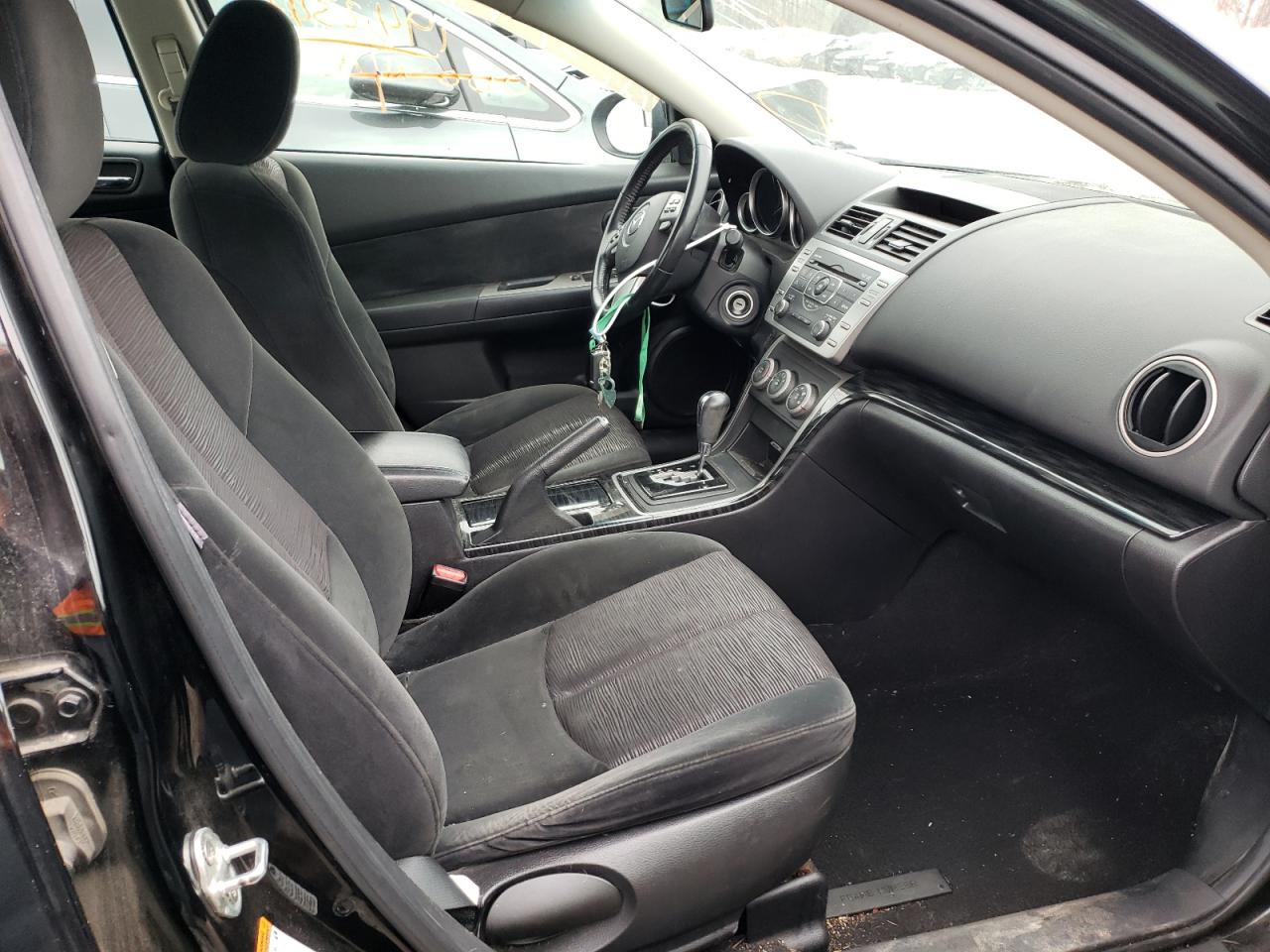 Photo 5 from auction – 2010 MAZDA 6 I with VIN 1YVHZ8CH2A5M03341