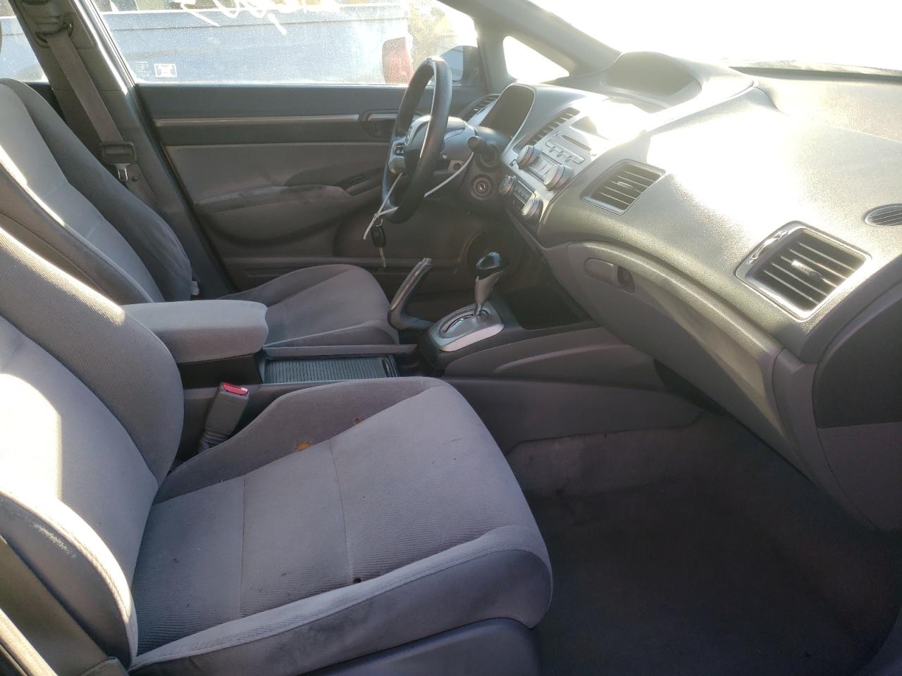 Photo 5 from auction – 2006 HONDA CIVIC with VIN JHMFA16846S013808