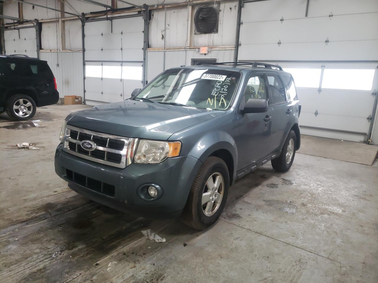Photo 2 from auction – 2012 FORD ESCAPE XLT with VIN 1FMCU0DG5CKA92980