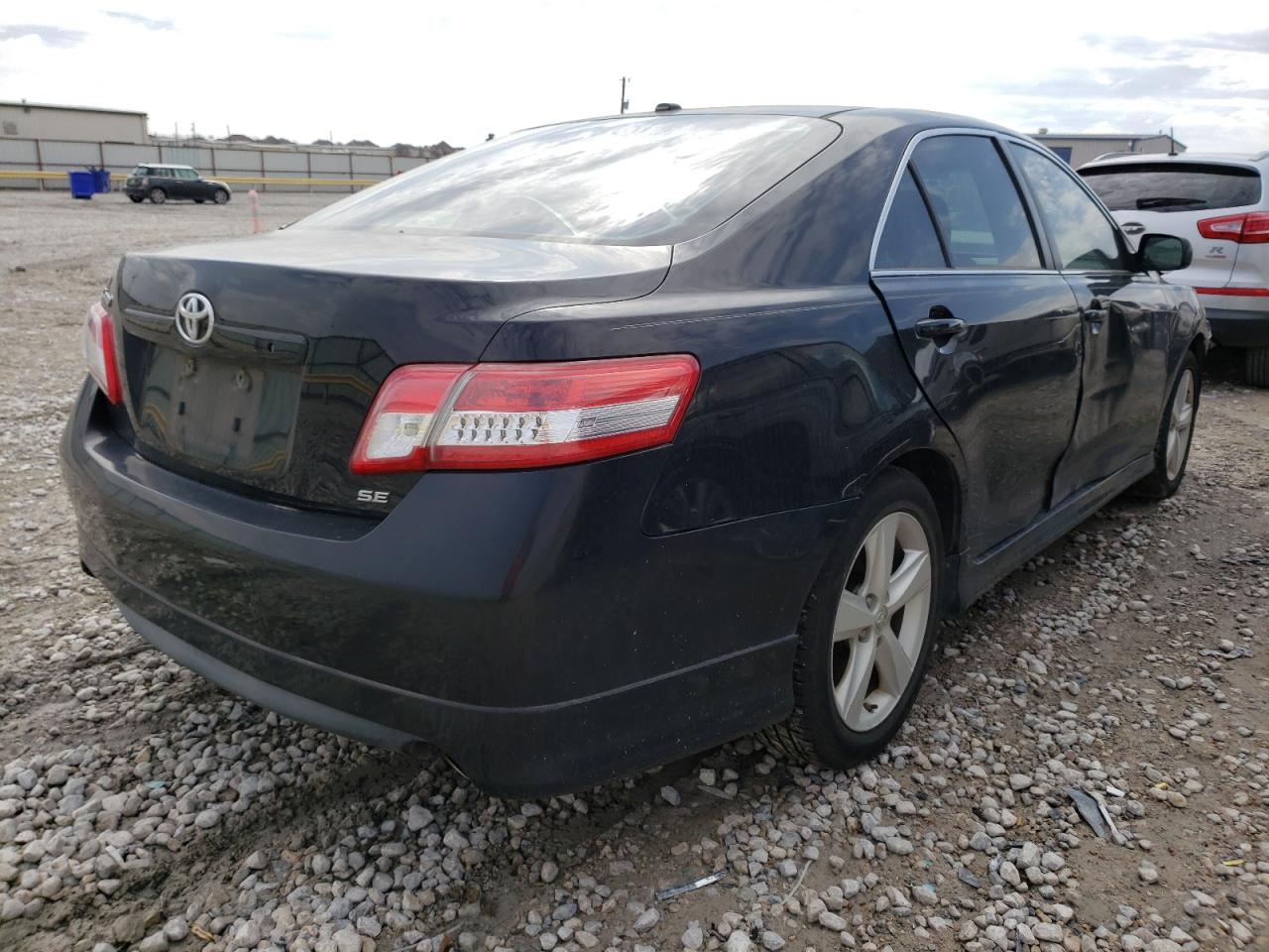 Photo 4 from auction – 2011 TOYOTA CAMRY BASE with VIN 4T1BF3EK0BU671923