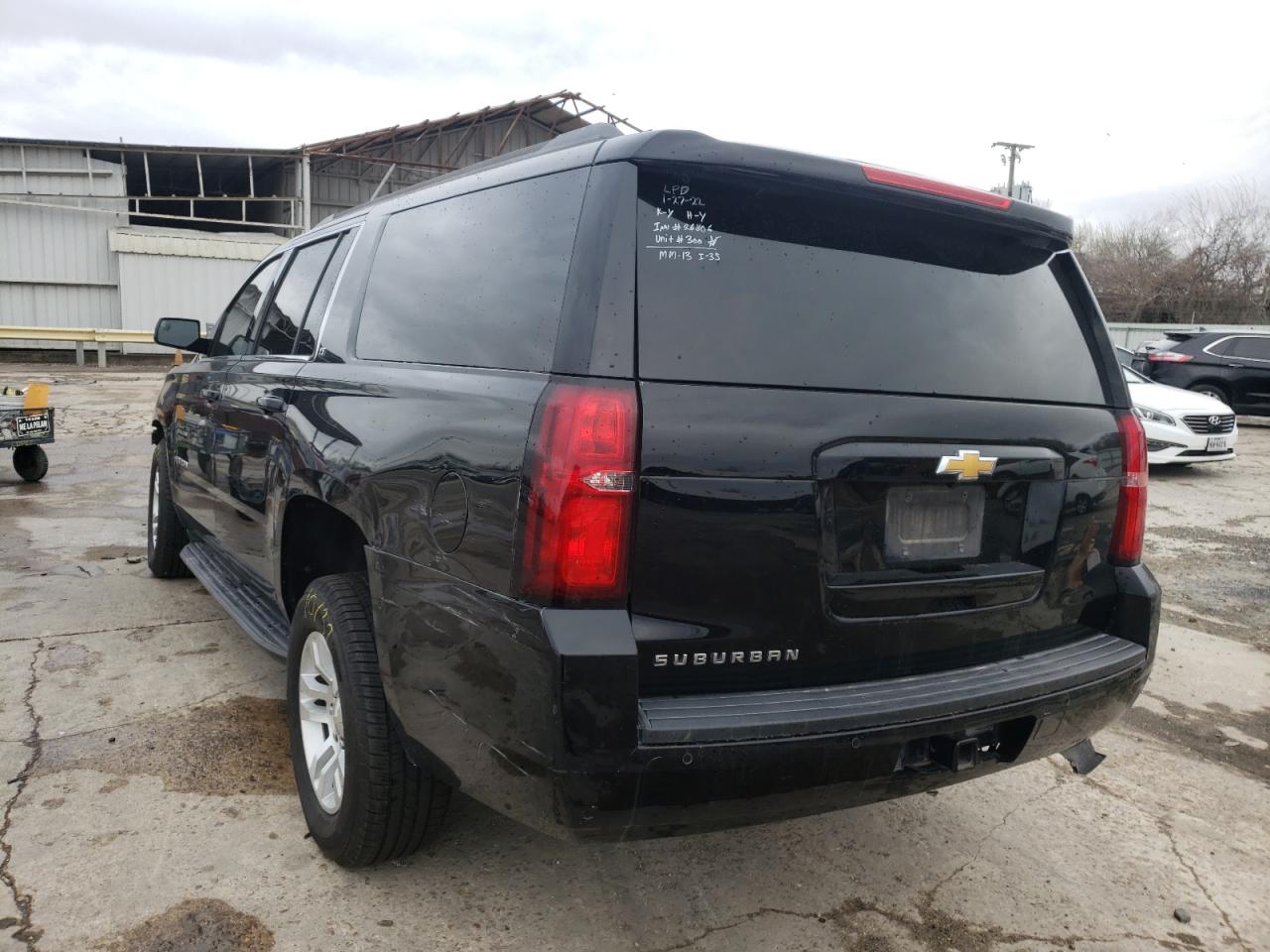 Photo 3 from auction – 2019 CHEVROLET SUBURBAN C with VIN 1GNSCHKC0KR108792