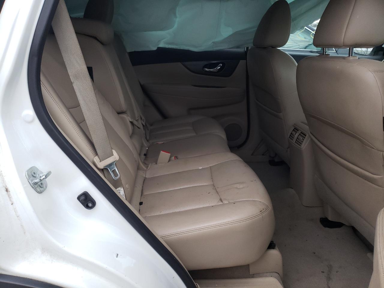 Photo 6 from auction – 2015 NISSAN ROGUE S with VIN 5N1AT2MV3FC794704