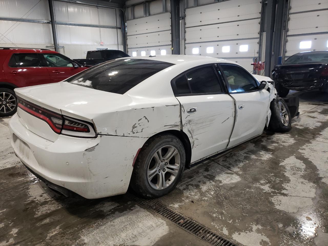 Photo 4 from auction – 2015 DODGE CHARGER SE with VIN 2C3CDXBG4FH799617