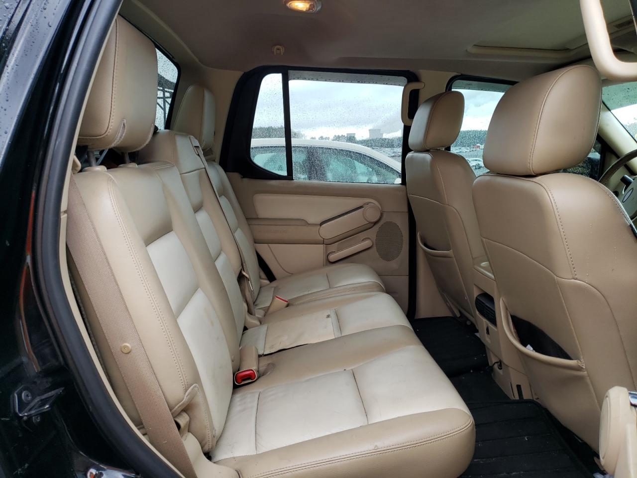 Photo 6 from auction – 2007 FORD EXPLORER S with VIN 1FMEU33887UA09038