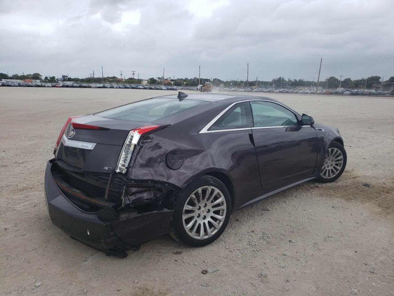 Photo 4 from auction – 2014 CADILLAC CTS PERFOR with VIN 1G6DC1E35E0157342